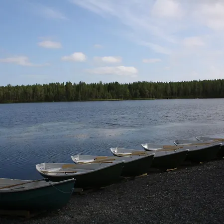 Nuoriso- Ja Luontomatkailukeskus *